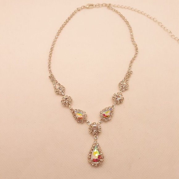 Vintage Style Aurora Borealis Teardrop Necklace - Picture 1 of 6